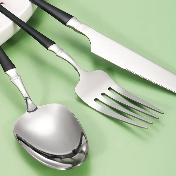 16pcs Stainless steel tableware suit steak knife and fork dessert spoon restaurant - Image 3